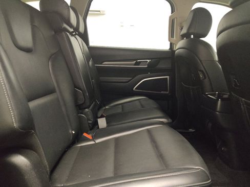 Used 2021 Kia Telluride LX AWD/4WD image 19