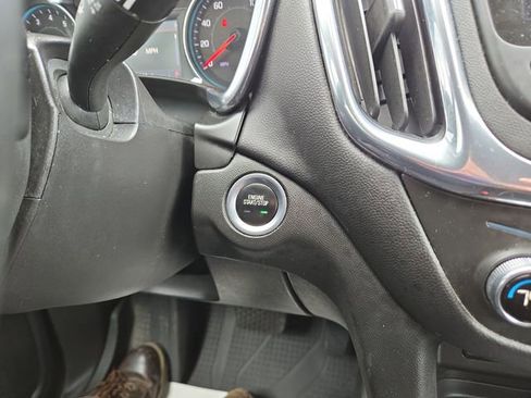 Used 2023 Chevrolet Equinox LT AWD/4WD image 20