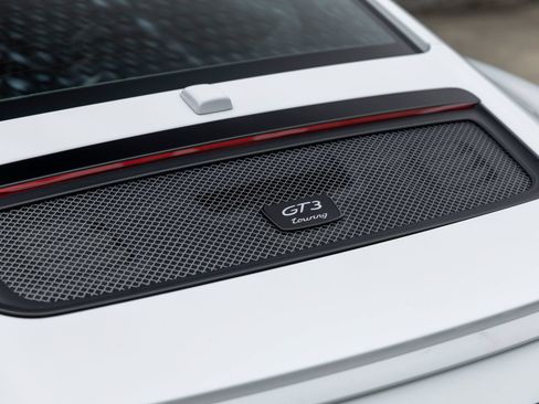 Certified 2018 Porsche 911 GT3 RWD image 21
