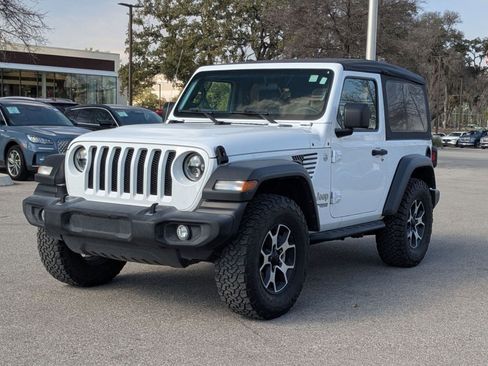 Used 2018 Jeep Wrangler Sport image 7