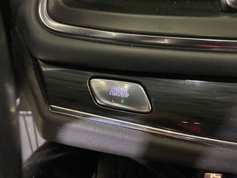Used 2024 Buick Enclave Essence w/ LPO, Floor Liner Package AWD/4WD image 4