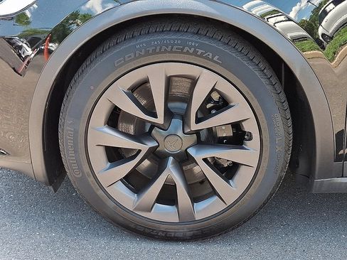 Used 2024 Tesla Model X AWD/4WD image 26
