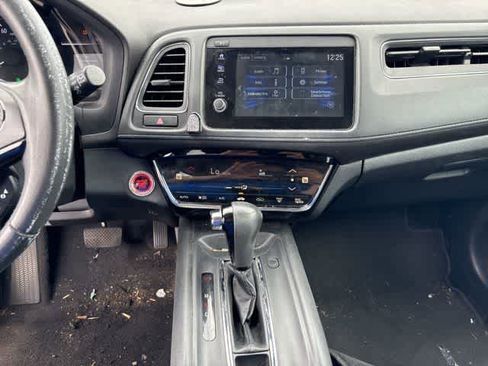 Used 2019 Honda HR-V EX-L image 20