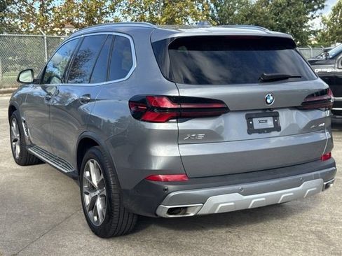 Used 2025 BMW X5 xDrive40i AWD/4WD image 4
