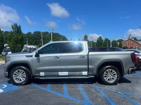 Used 2024 GMC Sierra 1500 Denali AWD/4WD image 10