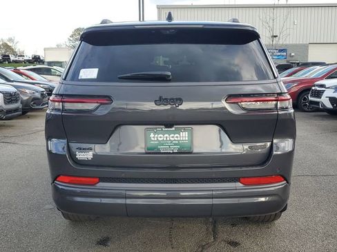 New 2026 Jeep Grand Cherokee L Summit image 5