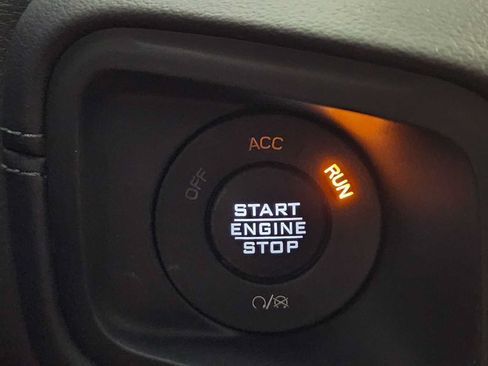 Used 2026 Jeep Wrangler Unlimited Rubicon AWD/4WD image 21