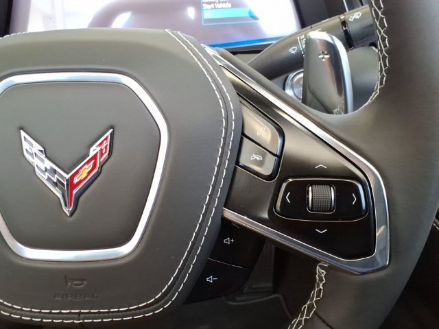 Used 2026 Chevrolet Corvette Stingray Convertible RWD image 22