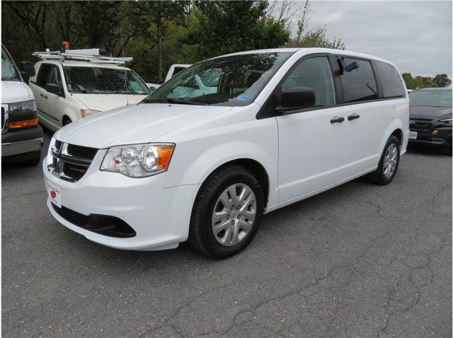 Used 2019 Dodge Grand Caravan SE FWD image 1