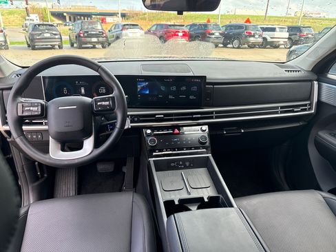 Used 2026 Hyundai Santa Fe SEL image 17