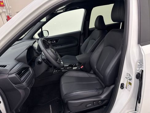 Used 2026 Subaru Forester Limited image 13