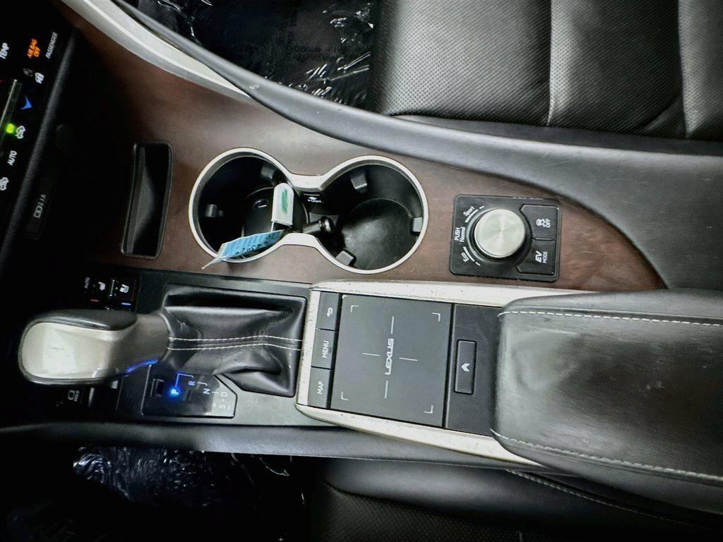 Used 2022 Lexus RX 450h AWD w/ Premium Package image 15