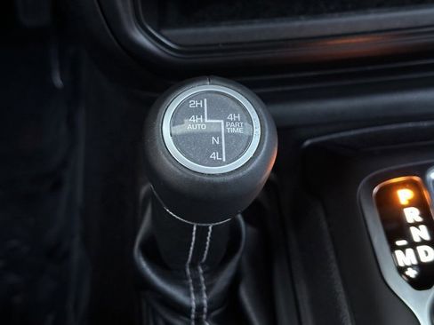 Used 2021 Jeep Wrangler Unlimited Sahara w/ Cold Weather Group image 40