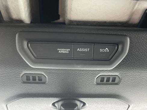 Used 2022 Jeep Wrangler Unlimited Sport image 29