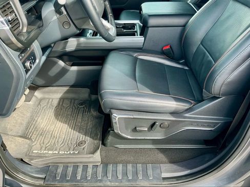 Used 2024 Ford F350 Lariat w/ FX4 Off-Road Package image 41