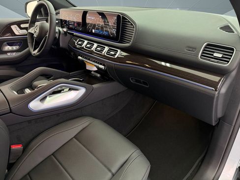 New 2026 Mercedes-Benz GLE 450 4MATIC Coupe image 19