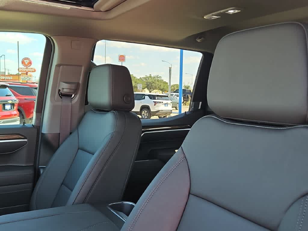 New 2026 Chevrolet Silverado 1500 RST w/ Z71 Off-Road Package AWD/4WD image 15