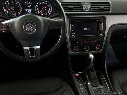 Used 2015 Volkswagen Passat 1.8T Limited Edition image 16