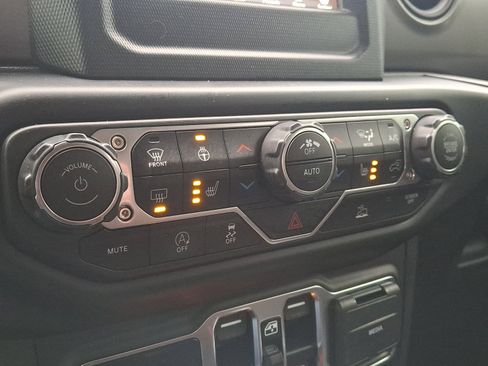 Certified 2023 Jeep Wrangler Unlimited Sport image 14