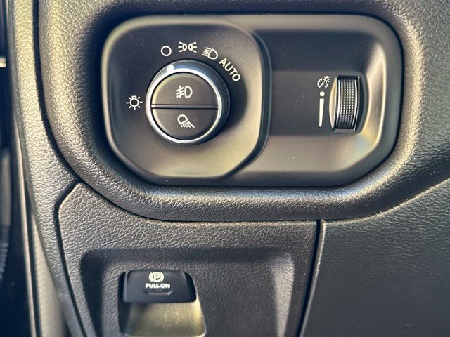 Used 2022 RAM 1500 Big Horn AWD/4WD image 23