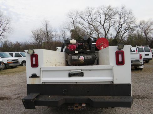 Used 2019 Chevrolet Silverado 2500 W/T w/ WT Convenience Package AWD/4WD image 7