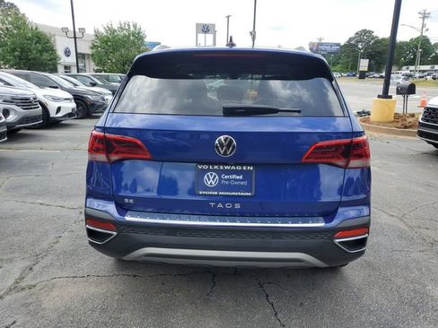 Certified 2023 Volkswagen Taos SE w/ Panoramic Sunroof Package FWD image 5