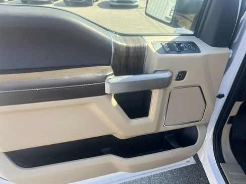 Used 2019 Ford F150 Lariat w/ FX4 Off-Road Package image 10