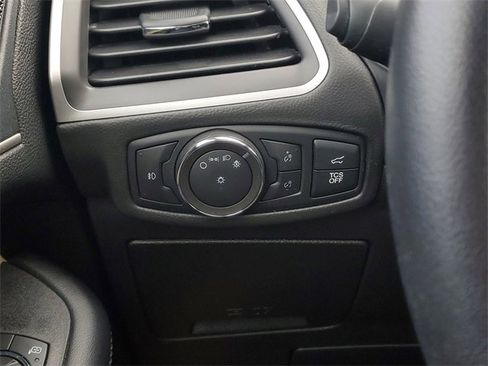 Certified 2022 Ford Edge SEL w/ Convenience Package image 15