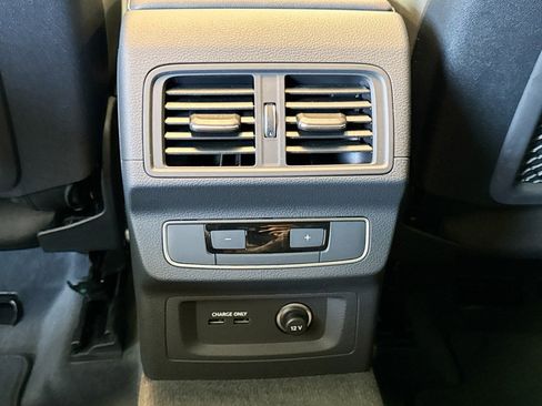 Used 2023 Audi Q5 2.0T Premium w/ Convenience Package image 24