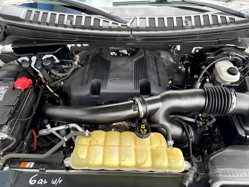 Used 2020 Ford Expedition Limited w/ Equipment Group 303A AWD/4WD image 8
