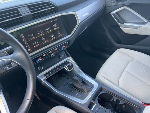 Certified 2024 Audi Q3 2.0T Premium Plus AWD/4WD image 25
