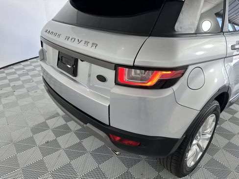 Used 2017 Land Rover Range Rover Evoque SE AWD/4WD image 26