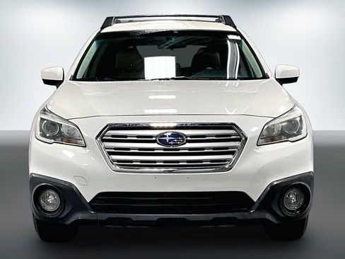 Used 2015 Subaru Outback 2.5i Premium image 2