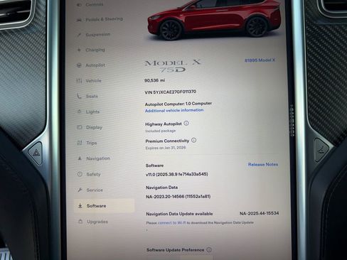 Used 2016 Tesla Model X 75D image 31