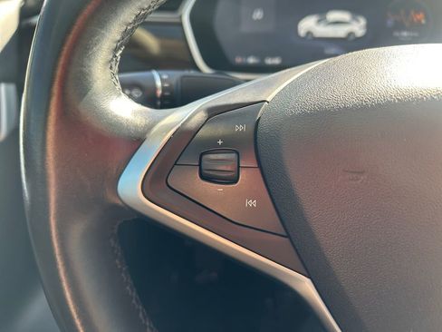 Used 2014 Tesla Model S image 20