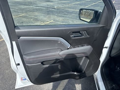 New 2025 Chevrolet Colorado Z71 w/ Z71 Convenience Package 2 image 10