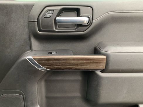 Used 2021 Chevrolet Silverado 1500 LT Trail Boss w/ Bed Protection Package image 19