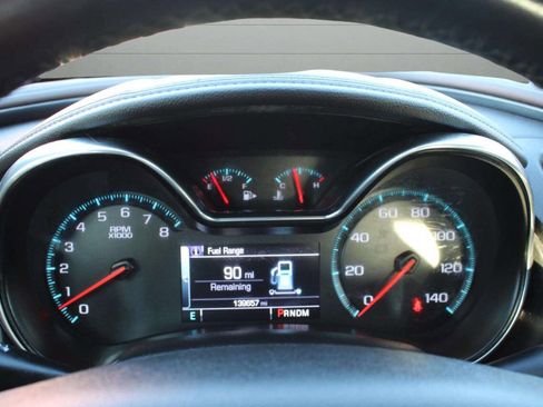 Used 2015 Chevrolet Impala LT w/ Convenience Package image 27