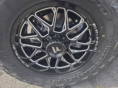 New 2025 Ford F350 Lariat w/ Lariat Ultimate Package image 38