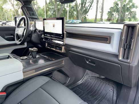 Used 2025 GMC Hummer EV 3X AWD/4WD image 30