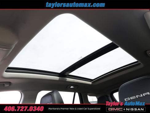 Used 2024 GMC Terrain Denali w/ Denali Premium Package image 40