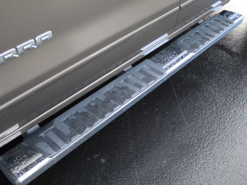 Used 2015 GMC Sierra 1500 SLE image 13