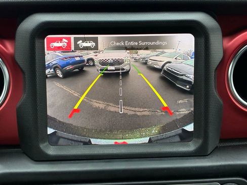 Used 2022 Jeep Wrangler Unlimited Rubicon w/ LED Lighting Group image 37