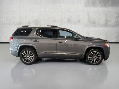 Used 2022 GMC Acadia Denali w/ Denali Ultimate Package image 4