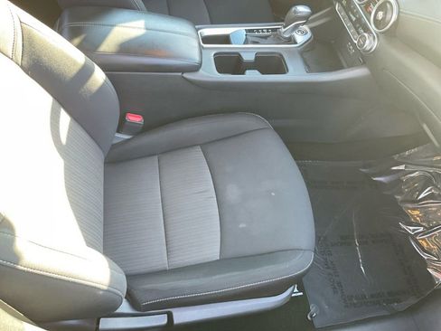 Used 2022 Nissan Sentra SV w/ All-Weather Package image 27