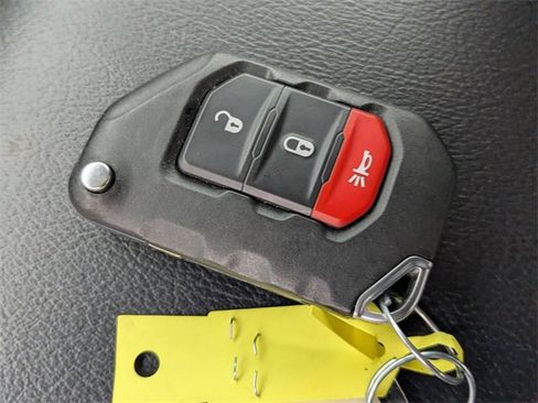 Used 2022 Jeep Gladiator Mojave w/ LED Lighting Group image 29