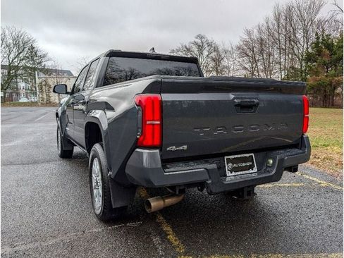 Used 2024 Toyota Tacoma SR5 image 7