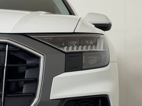 Used 2023 Audi Q8 Premium Plus w/ Premium Plus Package AWD/4WD image 11