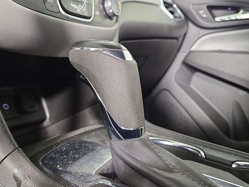 Used 2021 Chevrolet Equinox LS w/ LS Convenience Package image 20