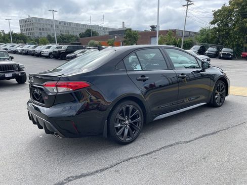 Used 2024 Toyota Corolla SE w/ SE Premium Package FWD image 8